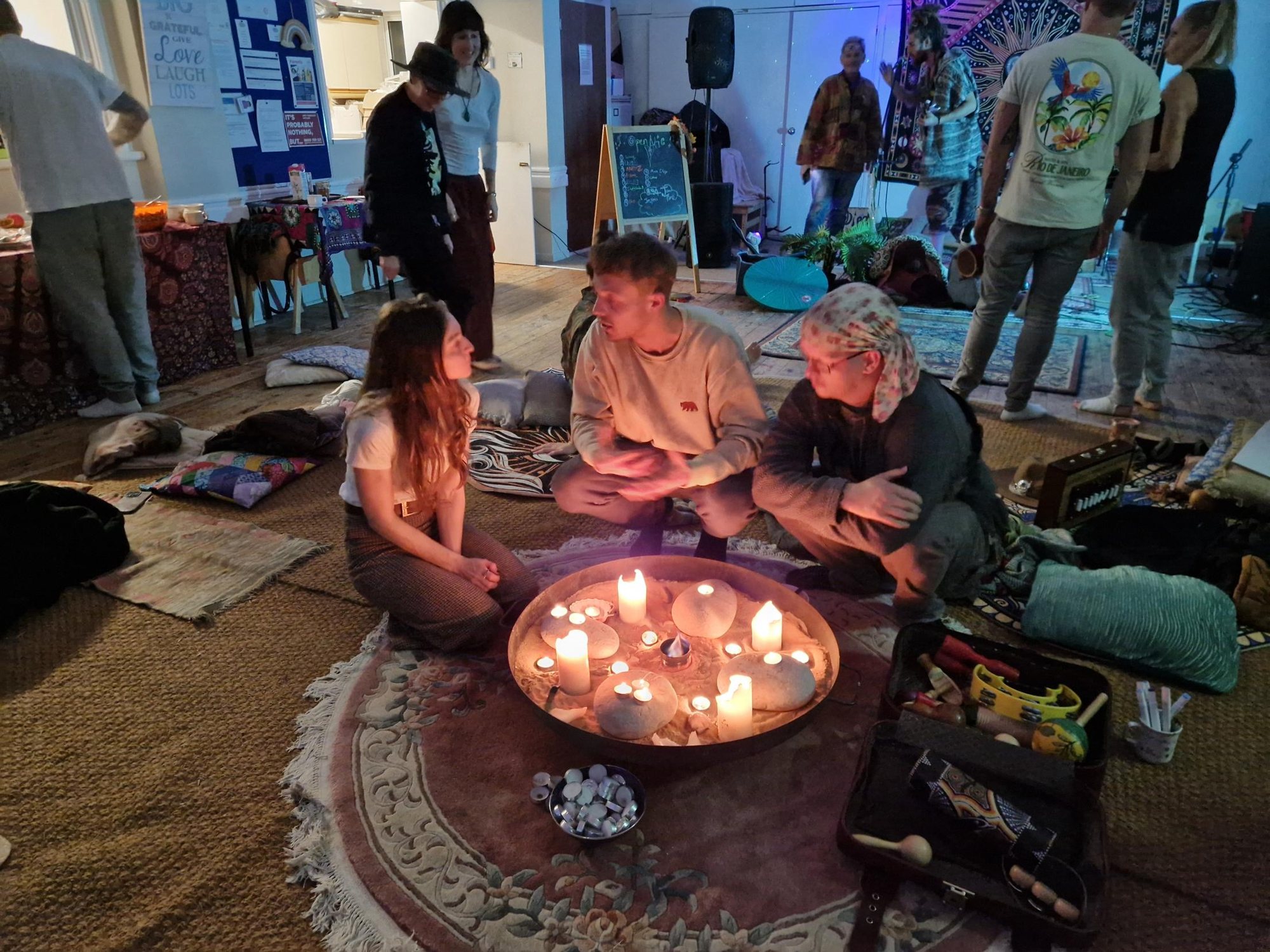 At the candle bowl